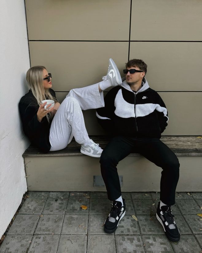 Protiklady se sice přitahují, ale tenisky musí vždycky ladit!🤍👟 #sneakerbouee #sneakerlovers #sneakers #nikeshoes #nike...